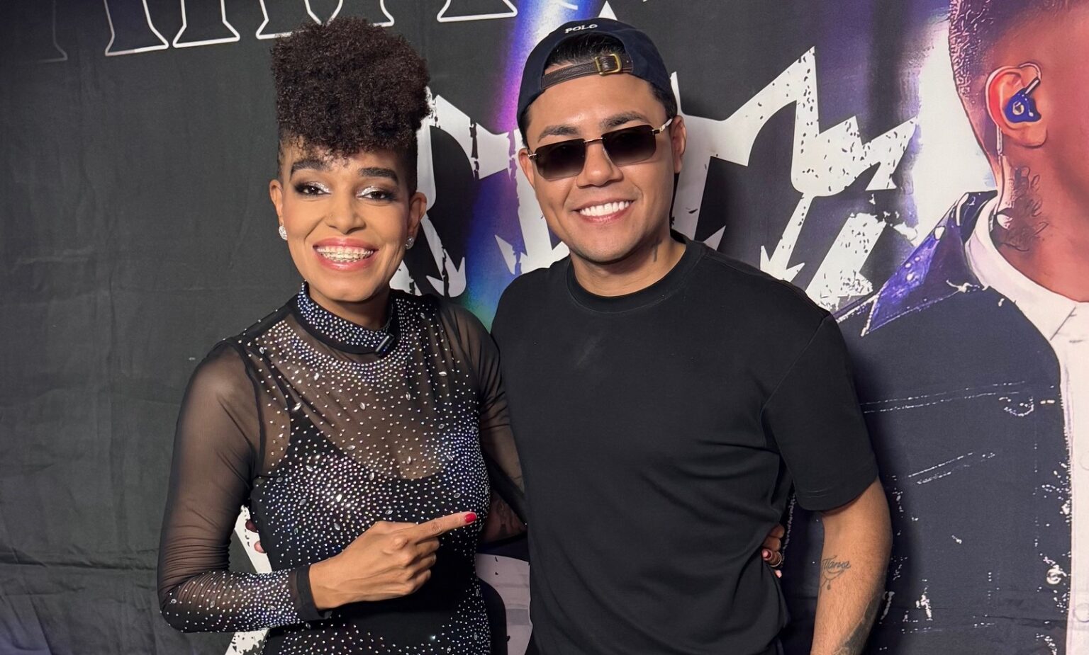 Marah Brilha em Rio das Ostras com Felipe Araújo: Bastidores do Show Revelados Marah Brilha em Rio das Ostras com Felipe Araújo: Bastidores do Show Revelados