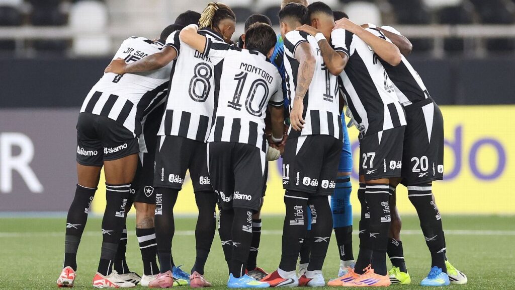 SAF do Botafogo Enfrenta Cobrança de R$ 400 Mil em Impostos Atrasados SAF do Botafogo Enfrenta Cobrança de R$ 400 Mil em Impostos Atrasados