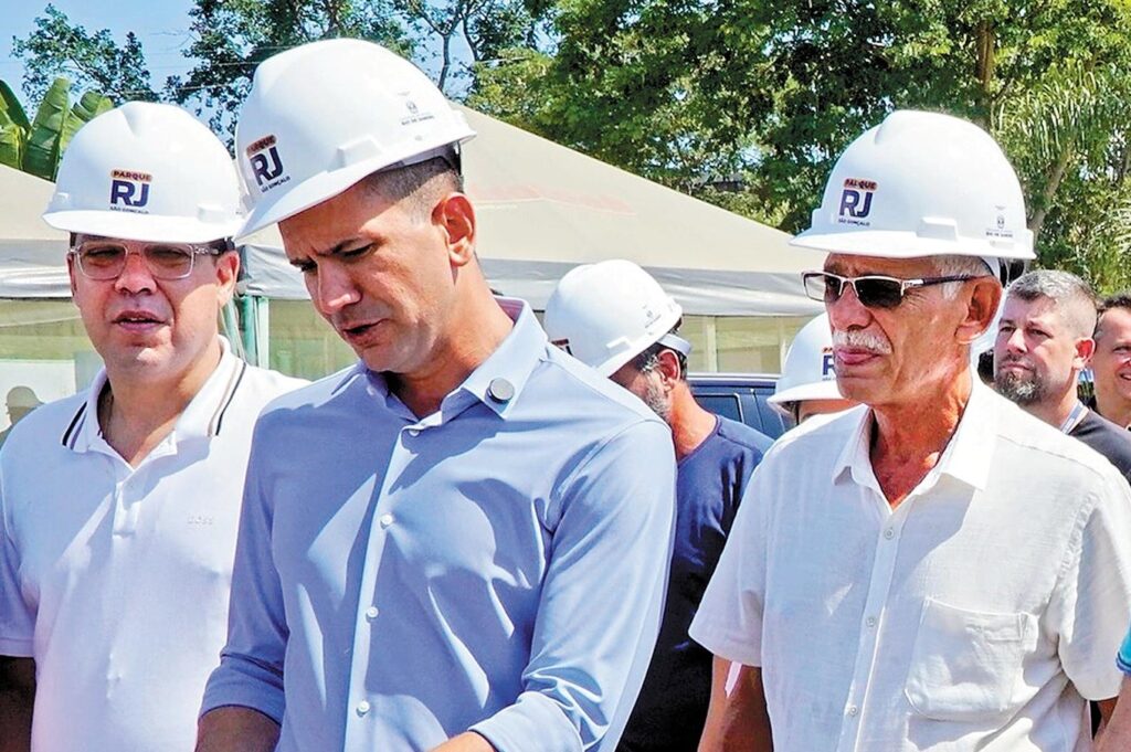 Pedreira da Família de Altineu Côrtes Fornece Material para Obras em São Gonçalo Pedreira da Família de Altineu Côrtes Fornece Material para Obras em São Gonçalo
