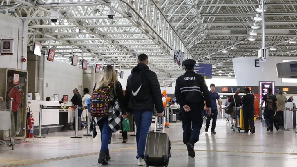 Turismo Internacional no Brasil Cai 1,3%, Mas Rio e Nordeste Crescem Expressivamente