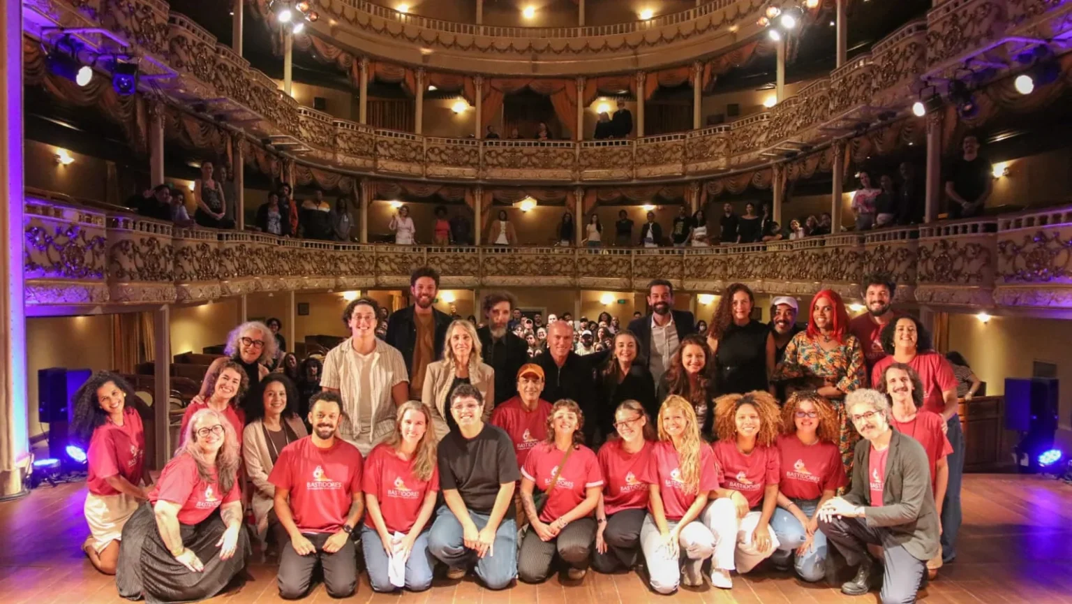 Projeto Bastidores amplia formação técnica para profissionais da cultura em Niterói