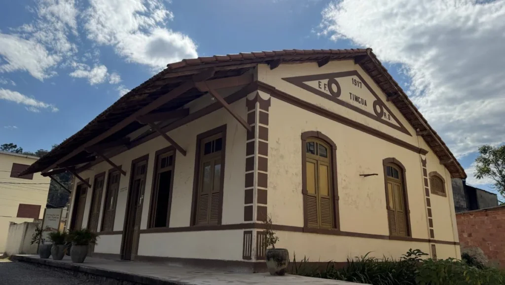 Revitalização das Estações de Trem em Nova Iguaçu Resgata Memória e Cultura Local Revitalização das Estações de Trem em Nova Iguaçu Resgata Memória e Cultura Local