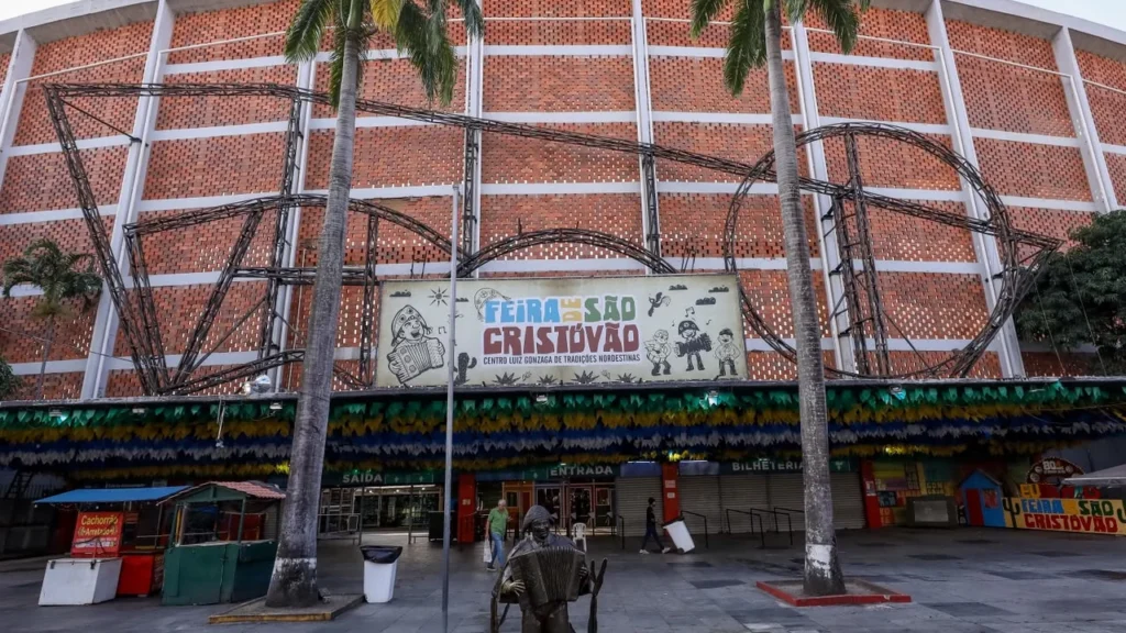 Revitalização da Feira de São Cristóvão: R$ 10,7 milhões para modernizar o Centro Luiz Gonzaga Revitalização da Feira de São Cristóvão: R$ 10,7 milhões para modernizar o Centro Luiz Gonzaga