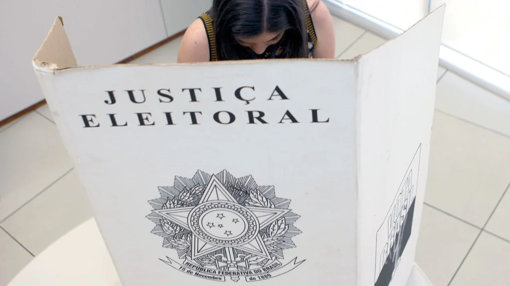 Mulheres alcançam 34,8% das candidaturas nas eleições de 2026