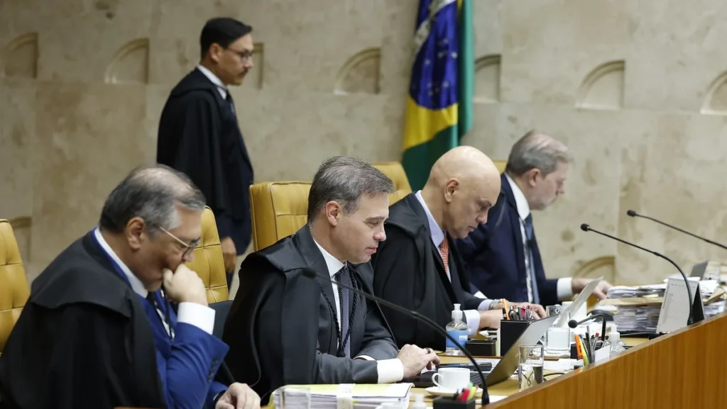 Crise no STF domina agenda política enquanto Legislativo permanece inativo