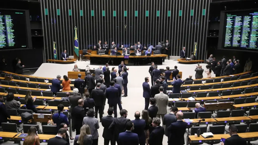 Crescimento da Representação Feminina no Congresso Nacional Impacta a Política Brasileira