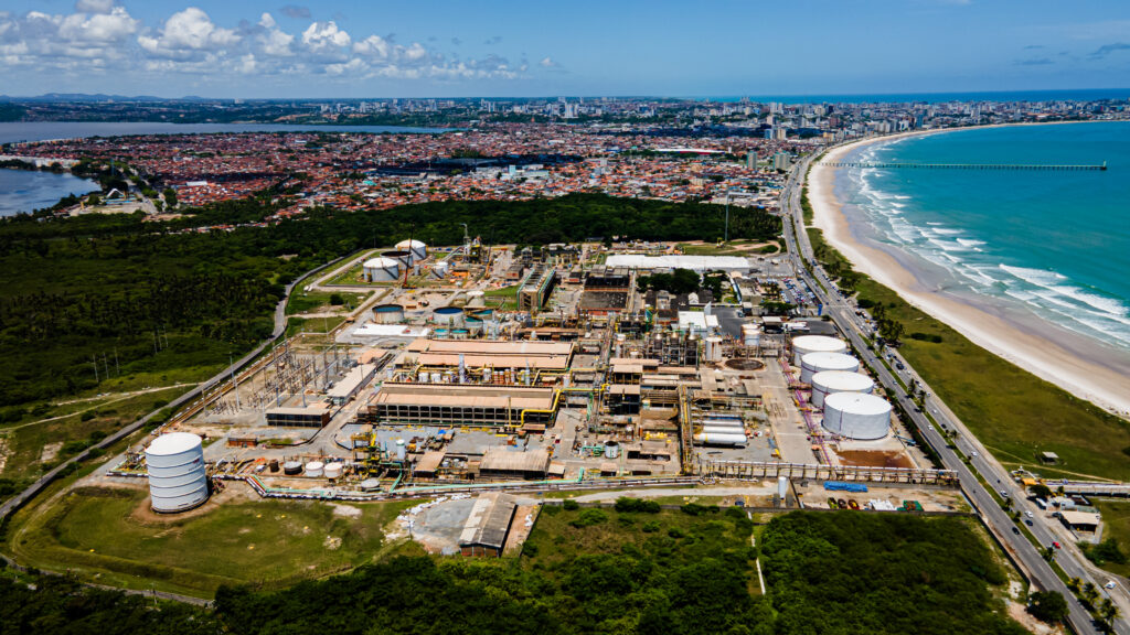 Fechamento da Braskem: R$ 5 Bilhões de Prejuízo Anual para Alagoas Imagem do artigo