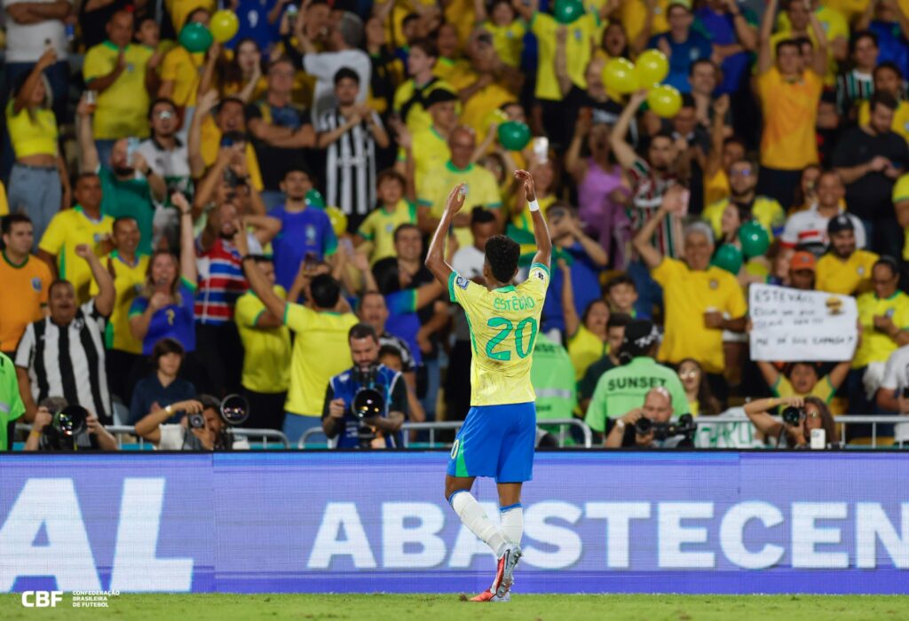 Brasil Triunfa sobre o Chile: 3 a 0 na Era Ancelotti e Mantém Invencibilidade Imagem do artigo