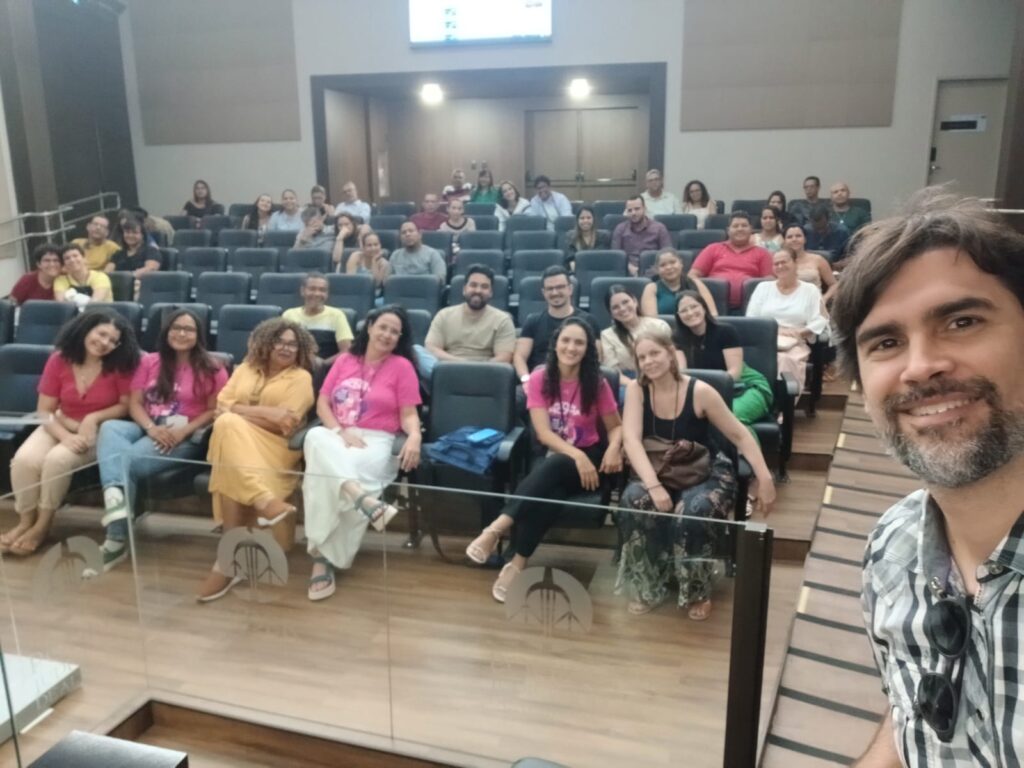 Juíza Fátima Pirauá Destaca Importância do Letramento Racial em Palestra Imagem do artigo