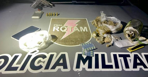 PM de Alagoas Apreende 40 Armas e Quase 62 Kg de Drogas em Operações Recentes PM de Alagoas Apreende 40 Armas e Quase 62 Kg de Drogas em Operações Recentes
