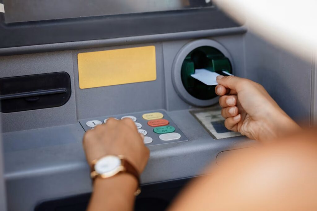 INSS Proposta Leilão de Empréstimos para Aposentados: Combate ao Assédio Bancário INSS Proposta Leilão de Empréstimos para Aposentados: Combate ao Assédio Bancário