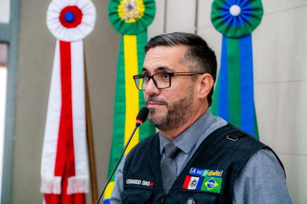Leonardo Dias Critica Aproximação do Prefeito JHC com Lula e Defende Coerência Partidária