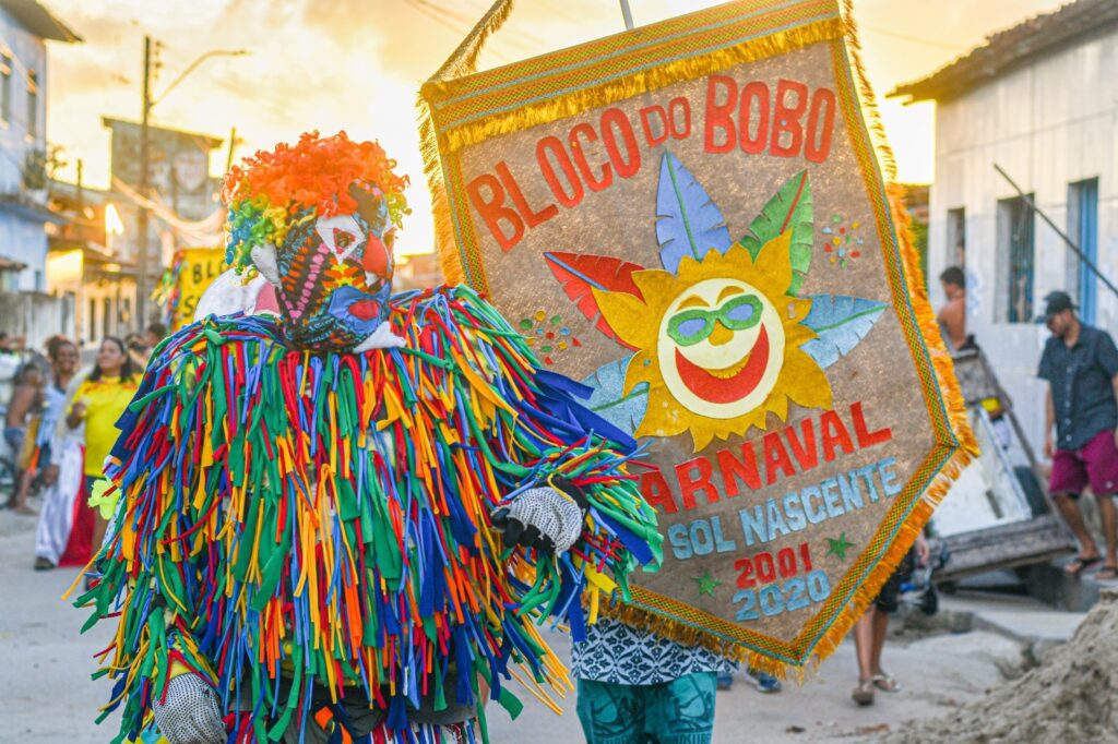 Bloco do Bobo: Tradicional Carnaval de Maceió Enfrenta Desafios Ambientais