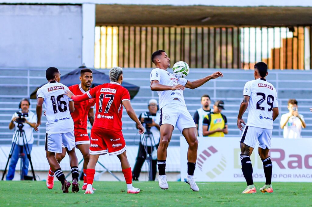 CRB e ASA se enfrentam pela final do Campeonato Alagoano: expectativa alta no Galo e no Fantasma