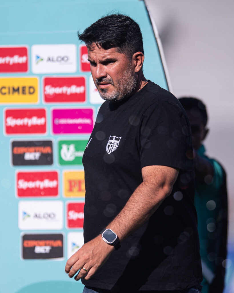 Eduardo Barroca Reconhece Falhas Após Derrota do CRB: 'É Hora de Aprender com a Dor'