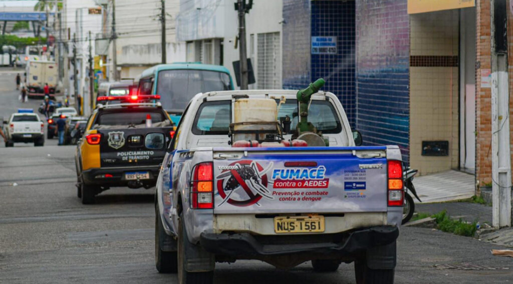 Ação da SES em Itabaiana Combate ao Aedes Aegypti com Fumacê