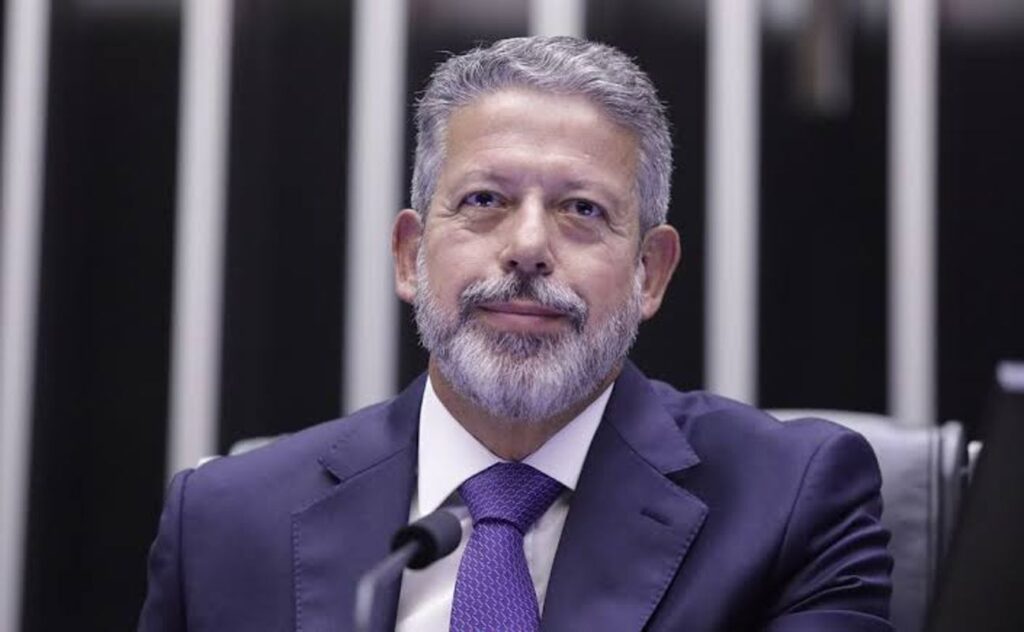 Arthur Lira Lança Pré-Candidatura ao Senado em Maceió: Um Encontro com Lideranças Alagoanas