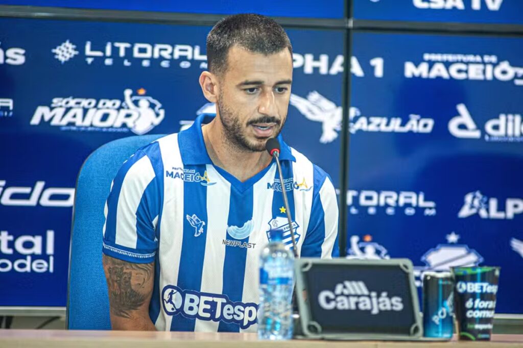 Bonatelli Atualiza Situação de Camacho: Retorno aos Treinos é Esperado