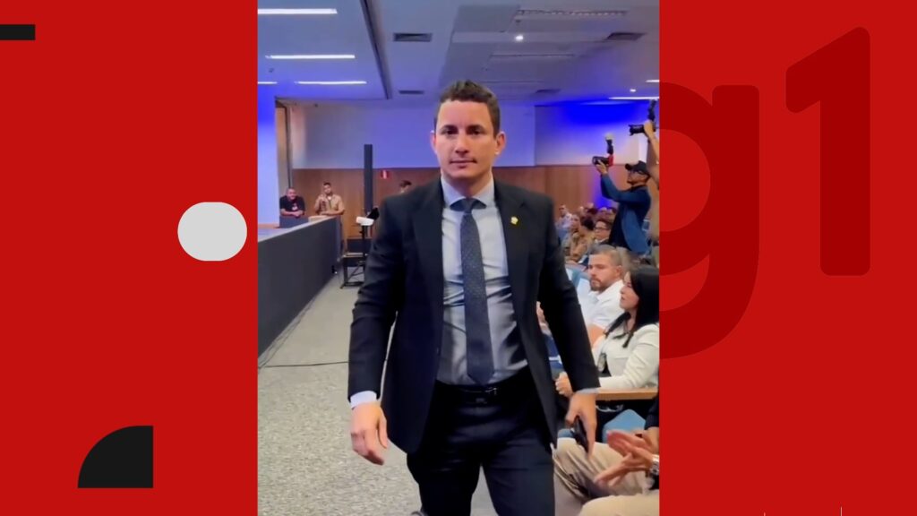 Delegado-geral da Polícia Civil de Alagoas na Mira de Investigação por Conexões com a ‘Máfia dos Concursos’ Delegado-geral da Polícia Civil de Alagoas na Mira de Investigação por Conexões com a 'Máfia dos Con
