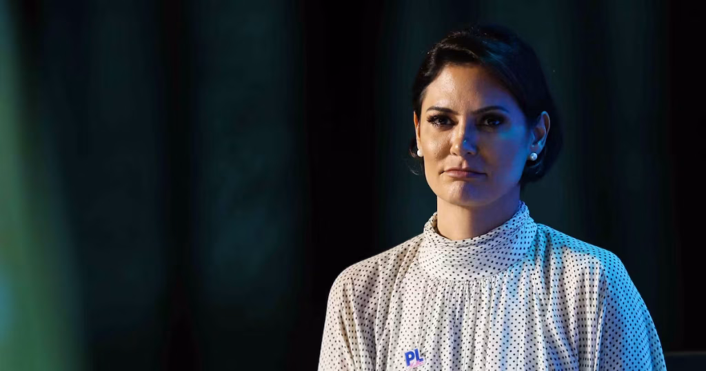 Michelle Bolsonaro se Destaca como Principal Articuladora da Direita no DF Após Queda de Ibaneis