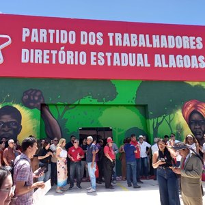 PT Inaugura Nova Sede em Maceió e Impulsiona Reorganização Política em Alagoas PT Inaugura Nova Sede em Maceió e Impulsiona Reorganização Política em Alagoas