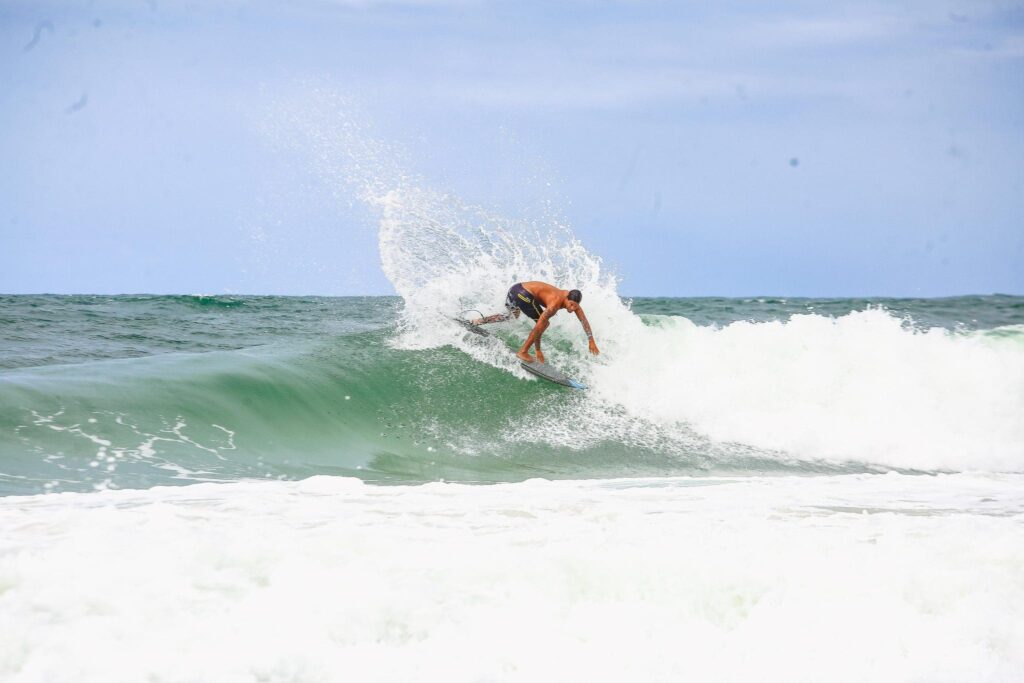 Alagoas Lança o 1º Campeonato de Surf na Praia do Francês e Incentiva o Turismo