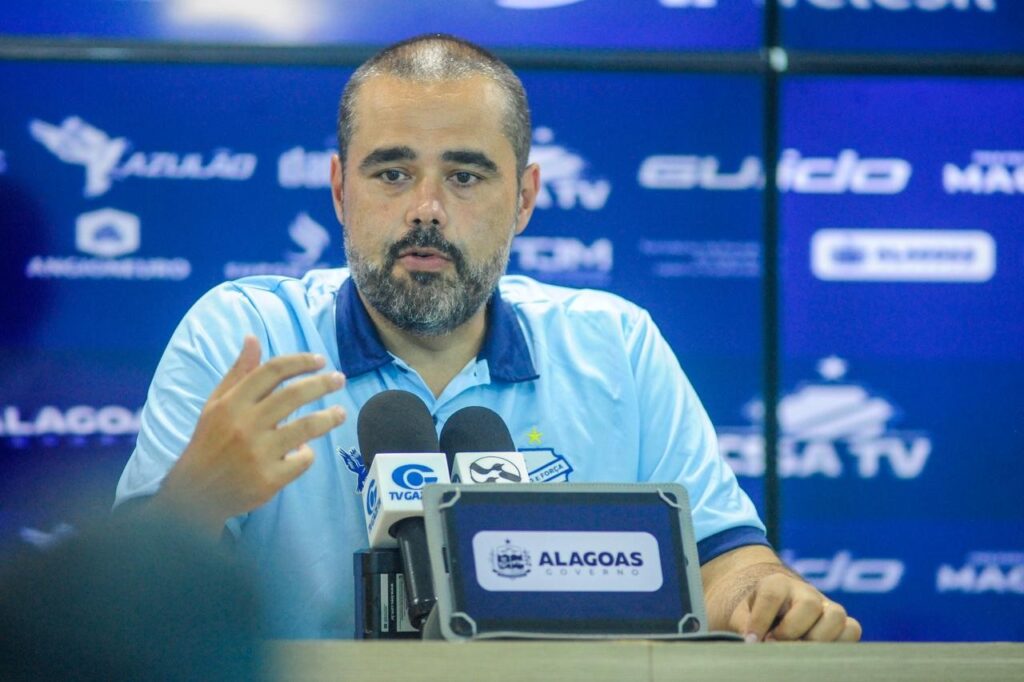 Carlos Bonatelli Atualiza Situação da Negociação com Clessione