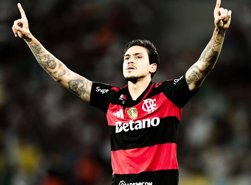Flamengo Vence Fluminense em Clássico e Assume a 2ª Posição no Brasileirão