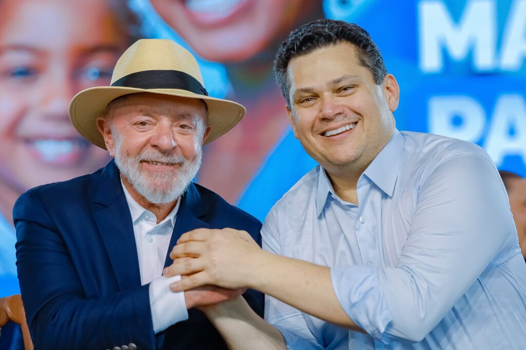 Lula Solicita Jantar com Senadores para Aprovar Indicação de Jorge Messias ao STF