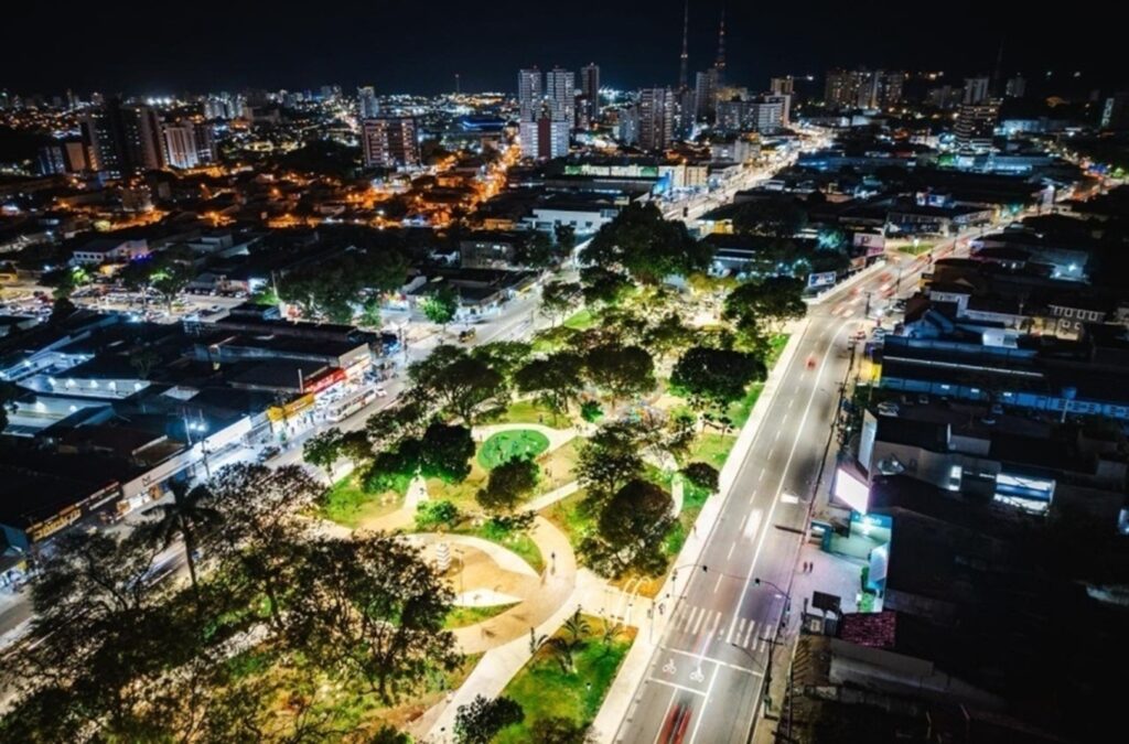 Maceió Investe em Mobiliários Urbanos para Conforto e Segurança dos Cidadãos