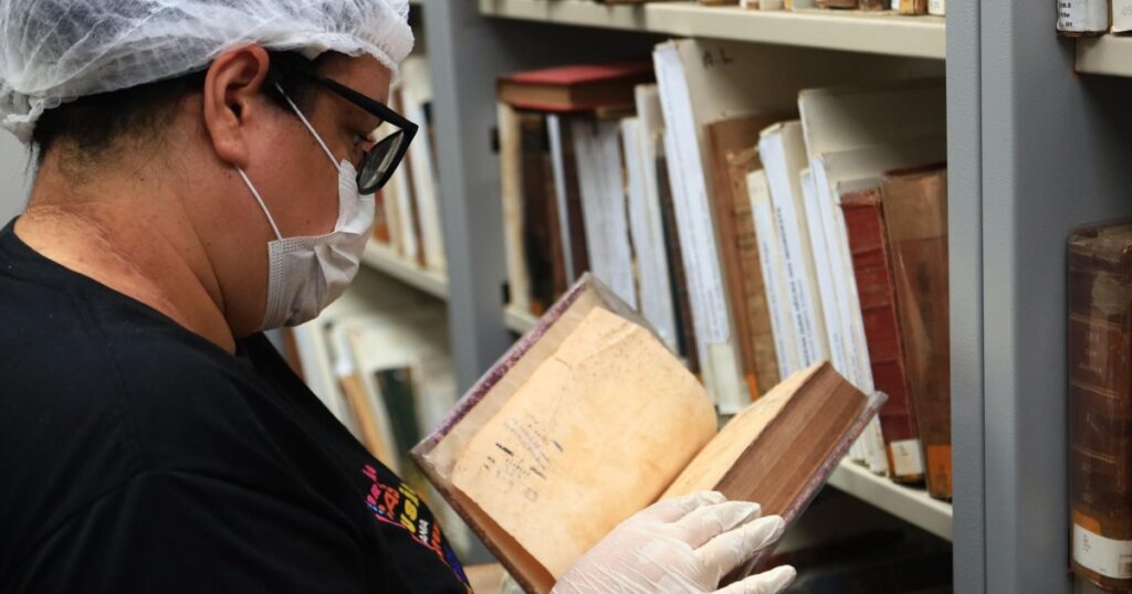 Secult e Ufal: A Revolução Digital na Preservação de Obras Raras da Biblioteca Pública Estadual Secult e Ufal: A Revolução Digital na Preservação de Obras Raras da Biblioteca Pública Estadual