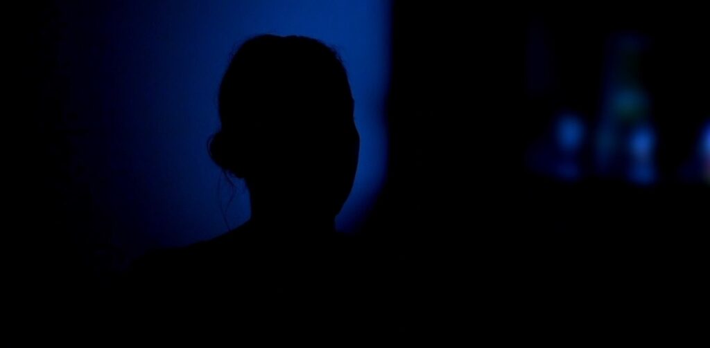 Suspeita de Abuso em Clínica de Maceió: Mãe Relata Sinais Preocupantes em Filha Autista