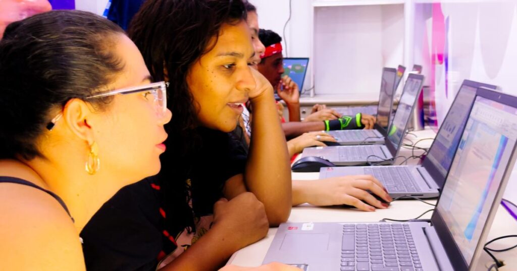 Tech Massa Expande Acesso à Educação em Tecnologia em Maceió