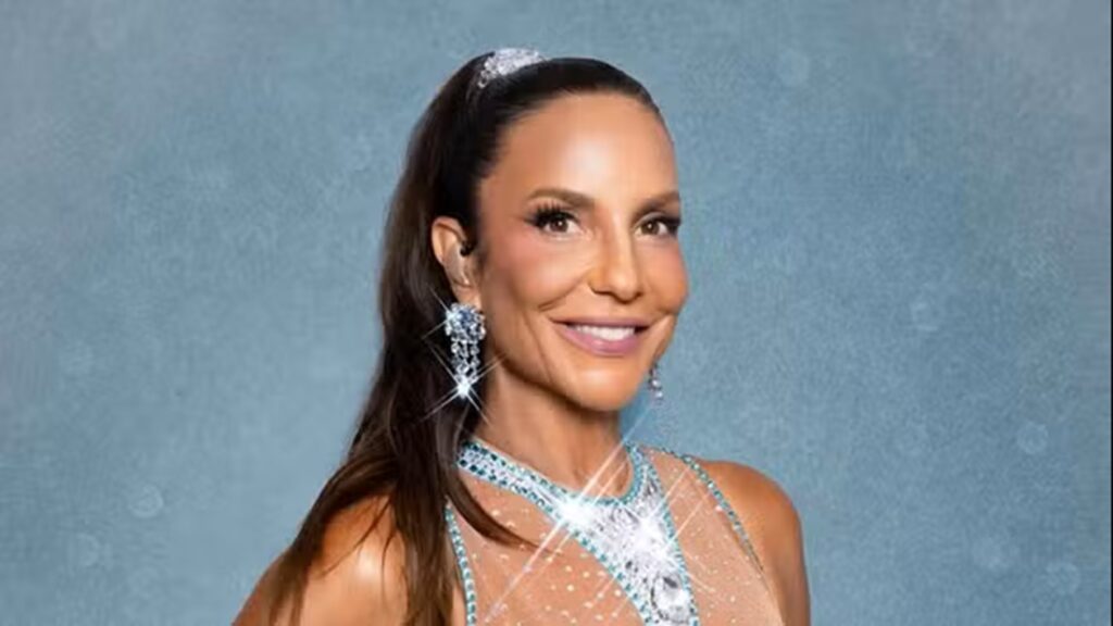 Ivete Sangalo Chega a Copacabana e Reacende Rumores de Parceria com Shakira Ivete Sangalo Chega a Copacabana e Reacende Rumores de Parceria com Shakira