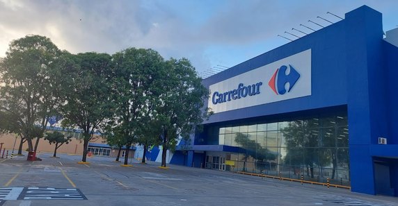 Mudanças no Carrefour da Mangabeiras: Supermercado se Transforma em Atacadão até Junho Mudanças no Carrefour da Mangabeiras: Supermercado se Transforma em Atacadão até Junho