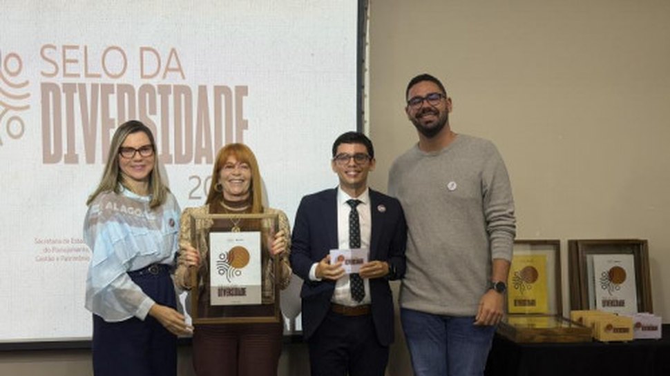 Procuradoria Geral do Estado Recebe Selo da Diversidade por Iniciativas Inclusivas Procuradoria Geral do Estado Recebe Selo da Diversidade por Iniciativas Inclusivas