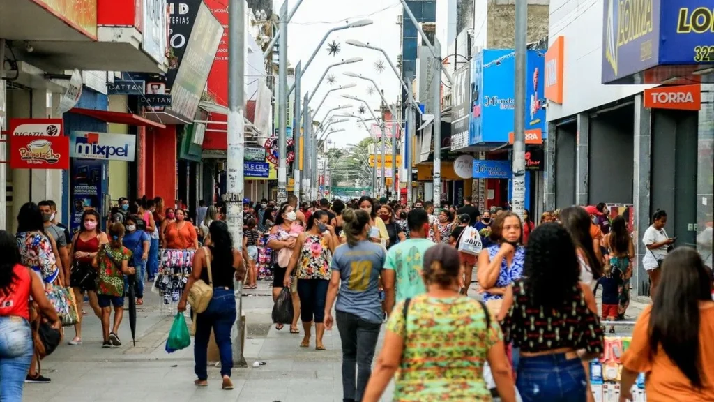 Brasil alcança 214,2 milhões de habitantes enquanto crescimento em Alagoas quase estagna