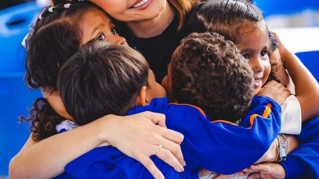 Marina Candia: A Única Candidata Mulher na Disputa pelo Senado em Alagoas Marina Candia: A Única Candidata Mulher na Disputa pelo Senado em Alagoas