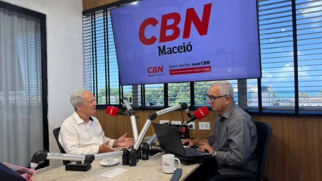 Análise Profunda de Cícero Péricles Revela Avanços e Desafios na Economia de Alagoas