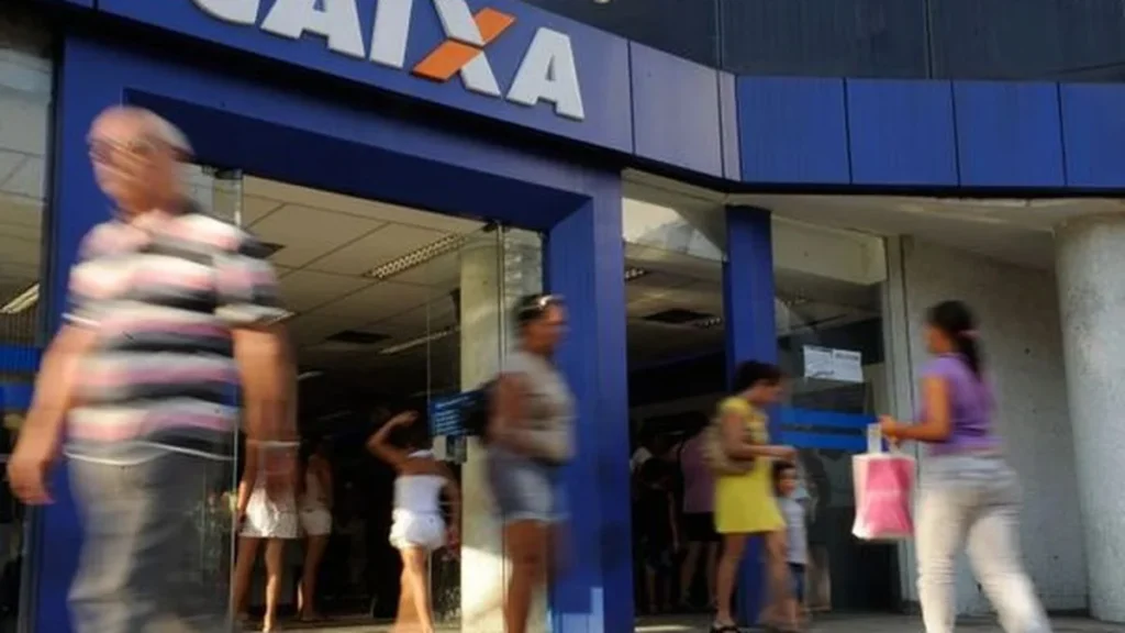 Bancários da Caixa em Alagoas aprovam greve a partir do dia 10 após rejeitar proposta
