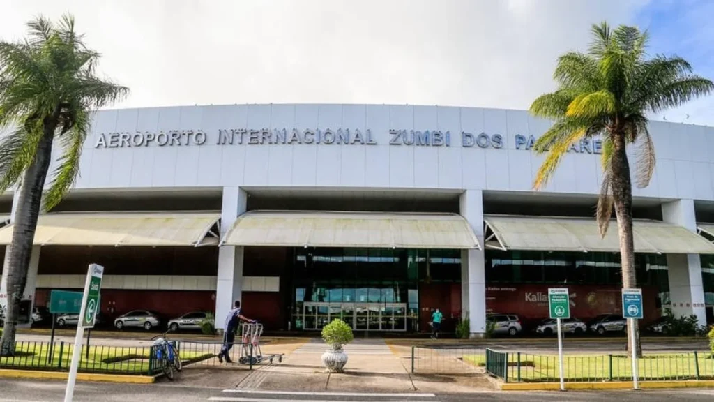 Maceió impulsiona turismo com alta de 7,4% nos desembarques e salto no fluxo internacional