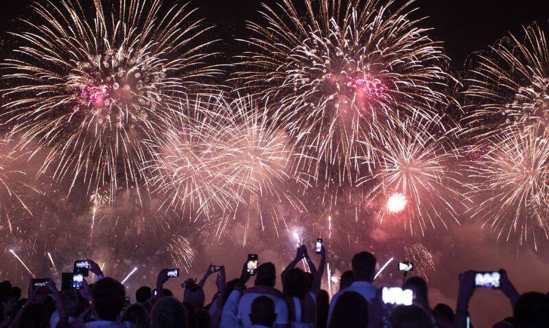 Fogos de Artifício com Estampido: Riscos para Animais e Pessoas nas Festas de Fim de Ano