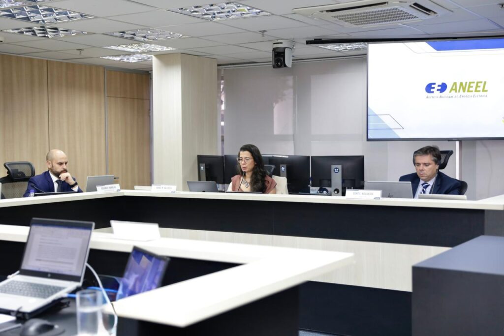 ANEEL Adia Decisão sobre UBP e Proposta de R$ 400 Mi ao Amapá