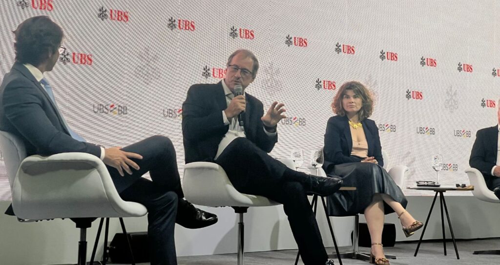 Banco do Brasil (BBAS3) Minimiza Crise no Agronegócio e Destaca Desafios Pontuais Banco do Brasil (BBAS3) Minimiza Crise no Agronegócio e Destaca Desafios Pontuais
