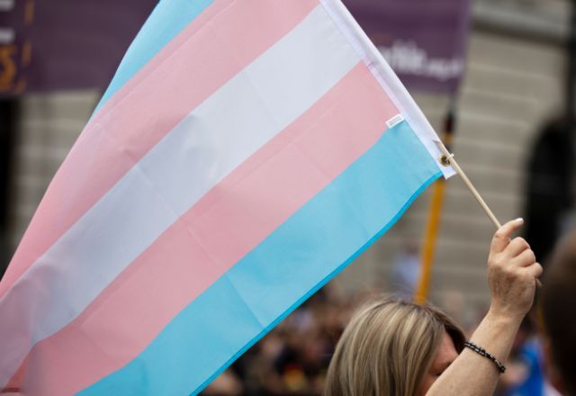 Brasil se destaca tristemente como líder mundial em assassinatos de pessoas trans