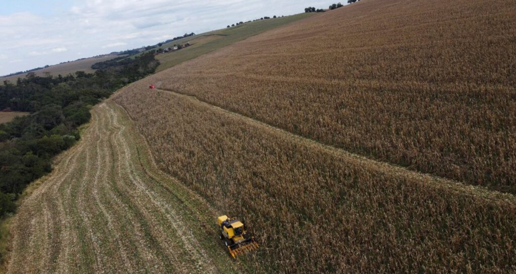 Inadimplência no Agronegócio Atinge 8,3% no 3T25 e Geração dos 30 é a Mais Afetada