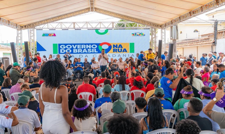 Mais de 5 mil Pessoas Prestigiam o Governo do Brasil na Rua em Macapá