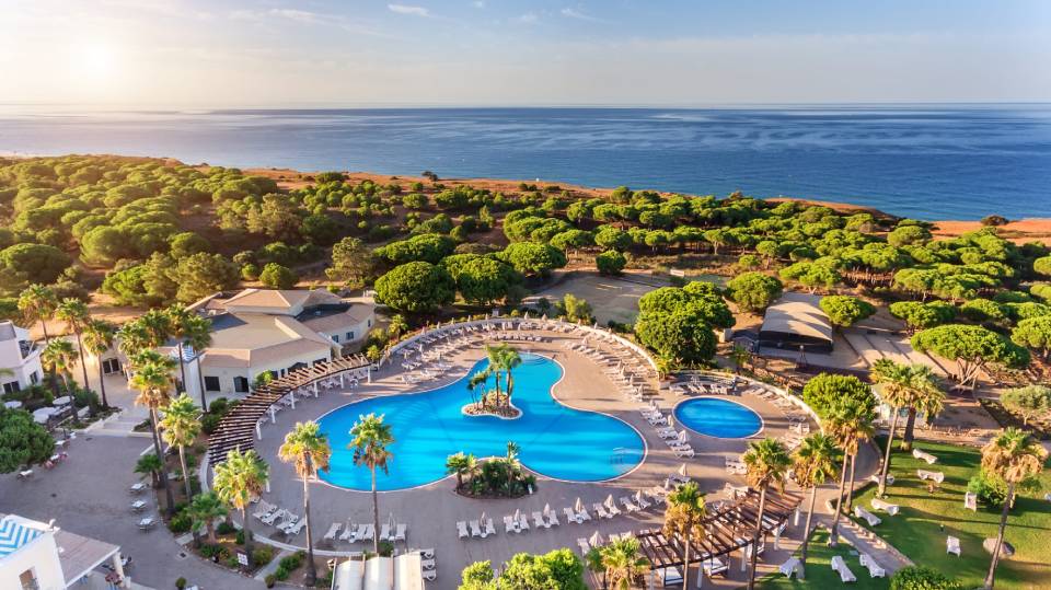Algarve: AP Adriana Beach Resort Reinaugura com Novas Atrações para Turistas Algarve: AP Adriana Beach Resort Reinaugura com Novas Atrações para Turistas