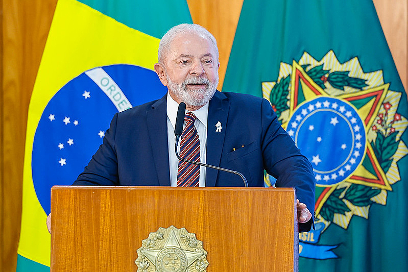 Novo Tratamento para Diabetes: Insulina Glargina para Jovens e Idosos