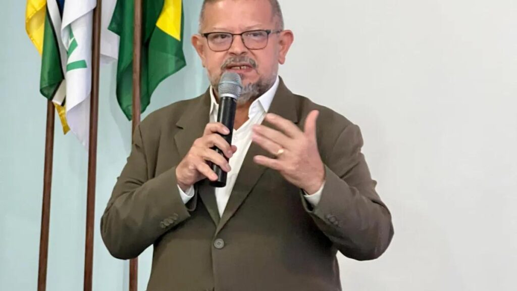 Presidente da Amprev Pede Exoneração em Meio a Investigações sobre Investimentos no Banco Master